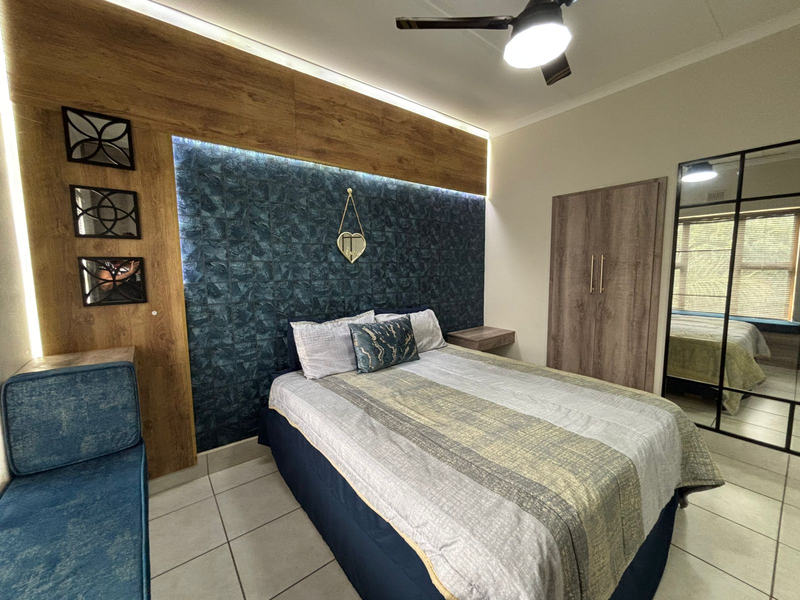 FOR SALE – Furnished 2 Bedroom , Stone through away to beach in Margate