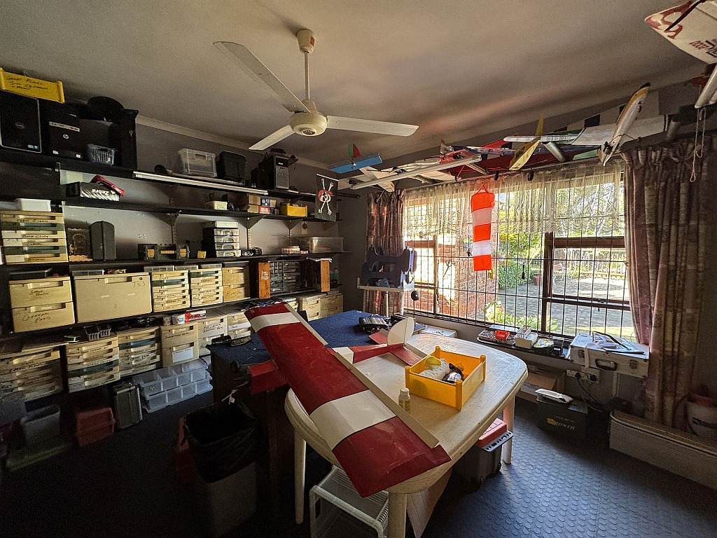 Exceptional Uvongo Property with Flatlets, Solar Power & Endless Income Potential