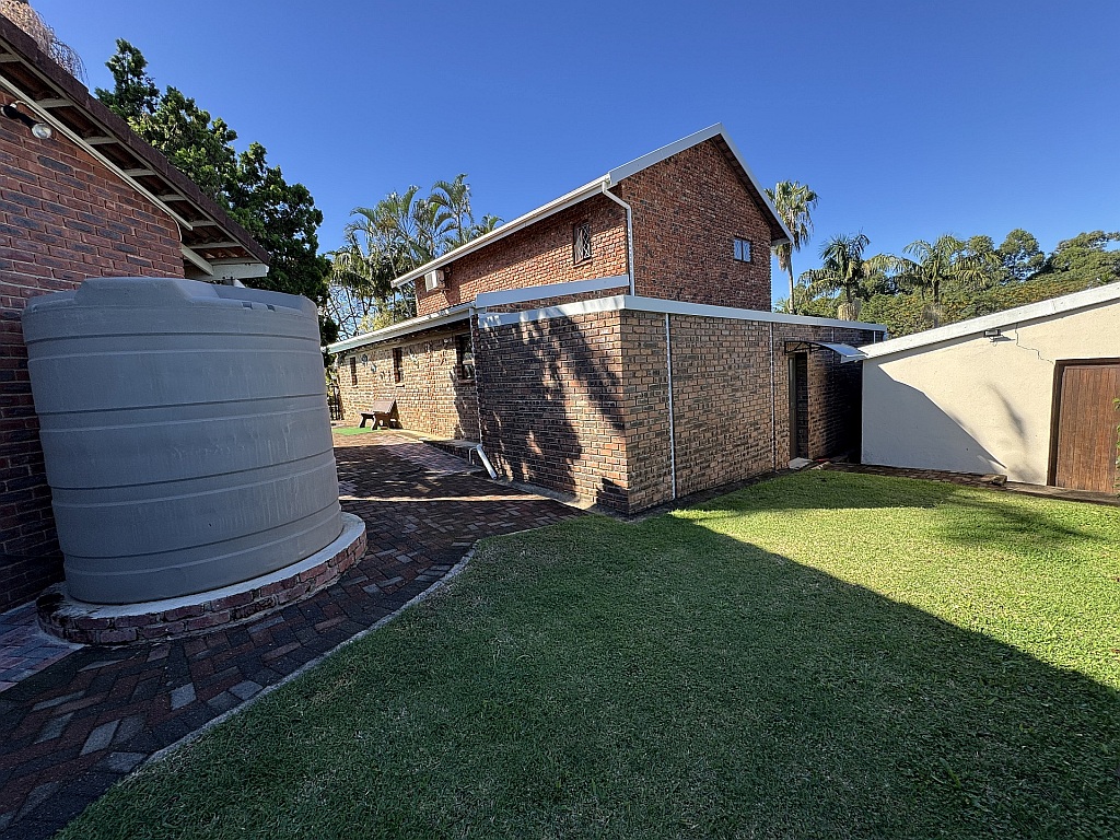 Exceptional Uvongo Property with Flatlets, Solar Power & Endless Income Potential