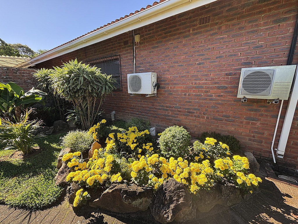 Exceptional Uvongo Property with Flatlets, Solar Power & Endless Income Potential