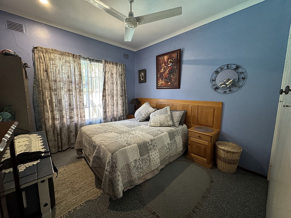 Exceptional Uvongo Property with Flatlets, Solar Power & Endless Income Potential