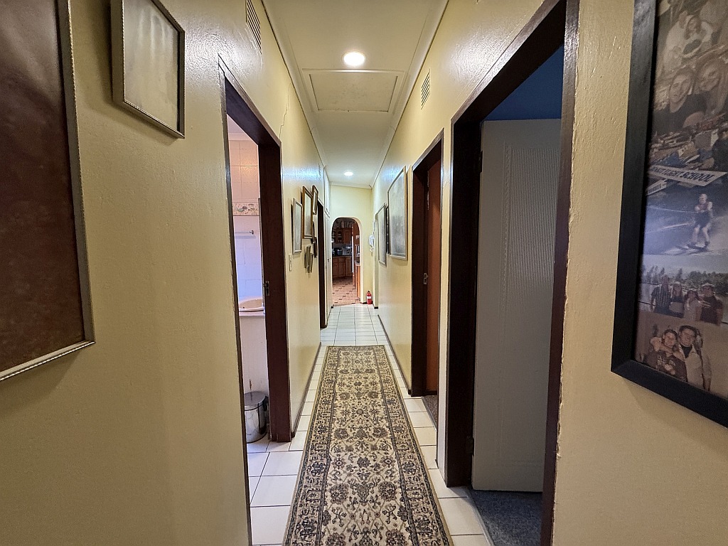 Exceptional Uvongo Property with Flatlets, Solar Power & Endless Income Potential