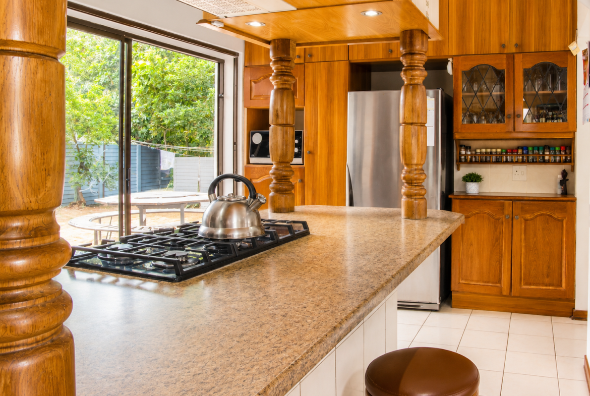 Exceptional Beachfront Property with cottage Shelly Beach, Beach Front