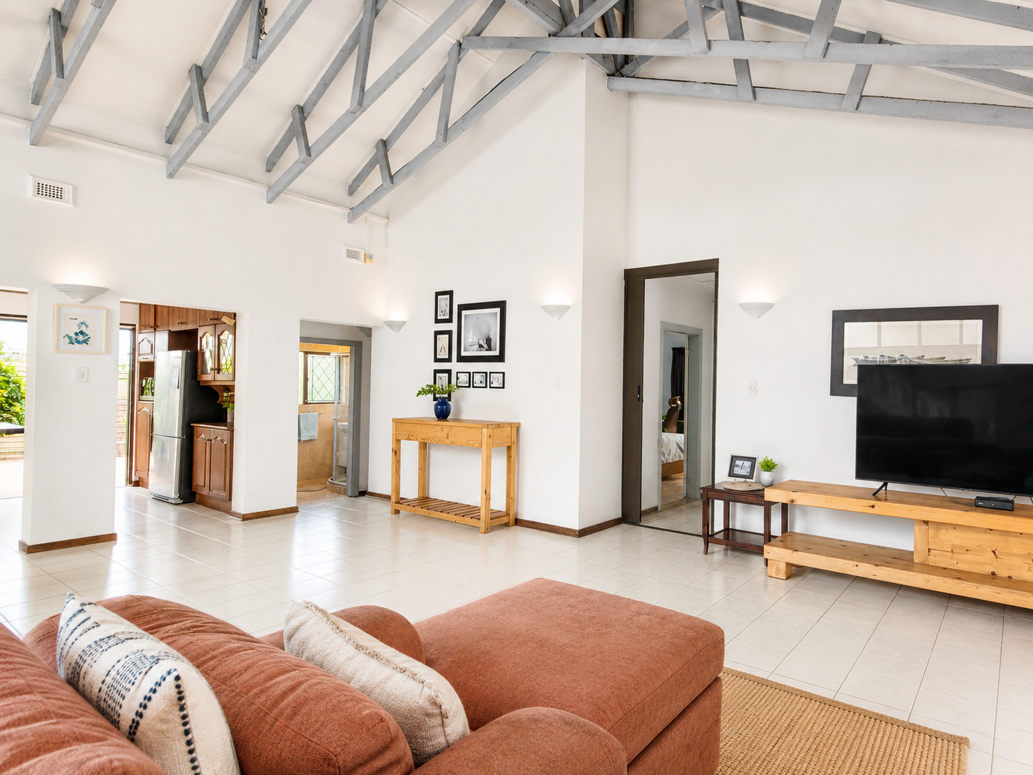 Exceptional Beachfront Property with cottage Shelly Beach, Beach Front