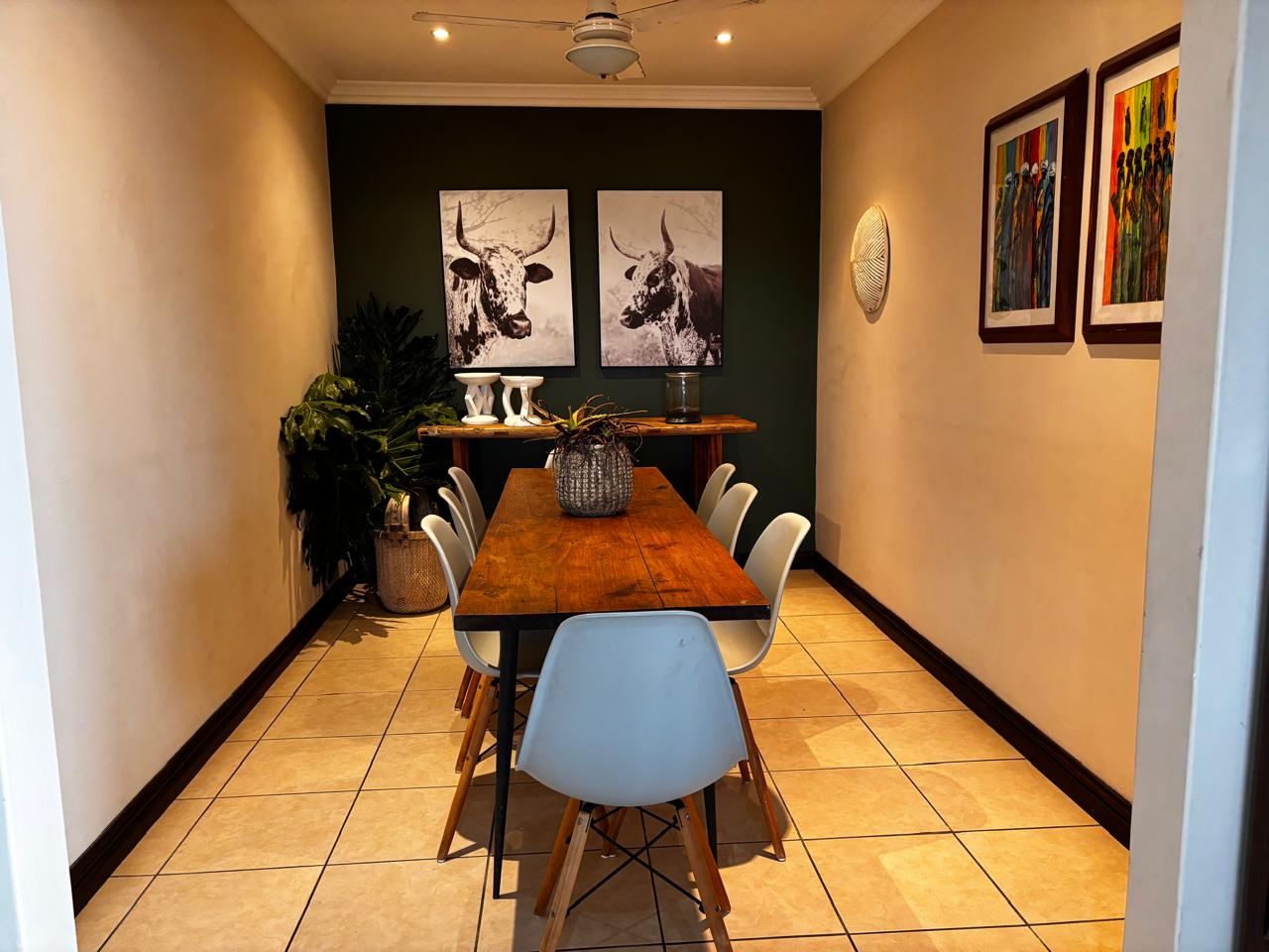 3 Bedroom Apartment in Shelly Coastal Living at Its Finest