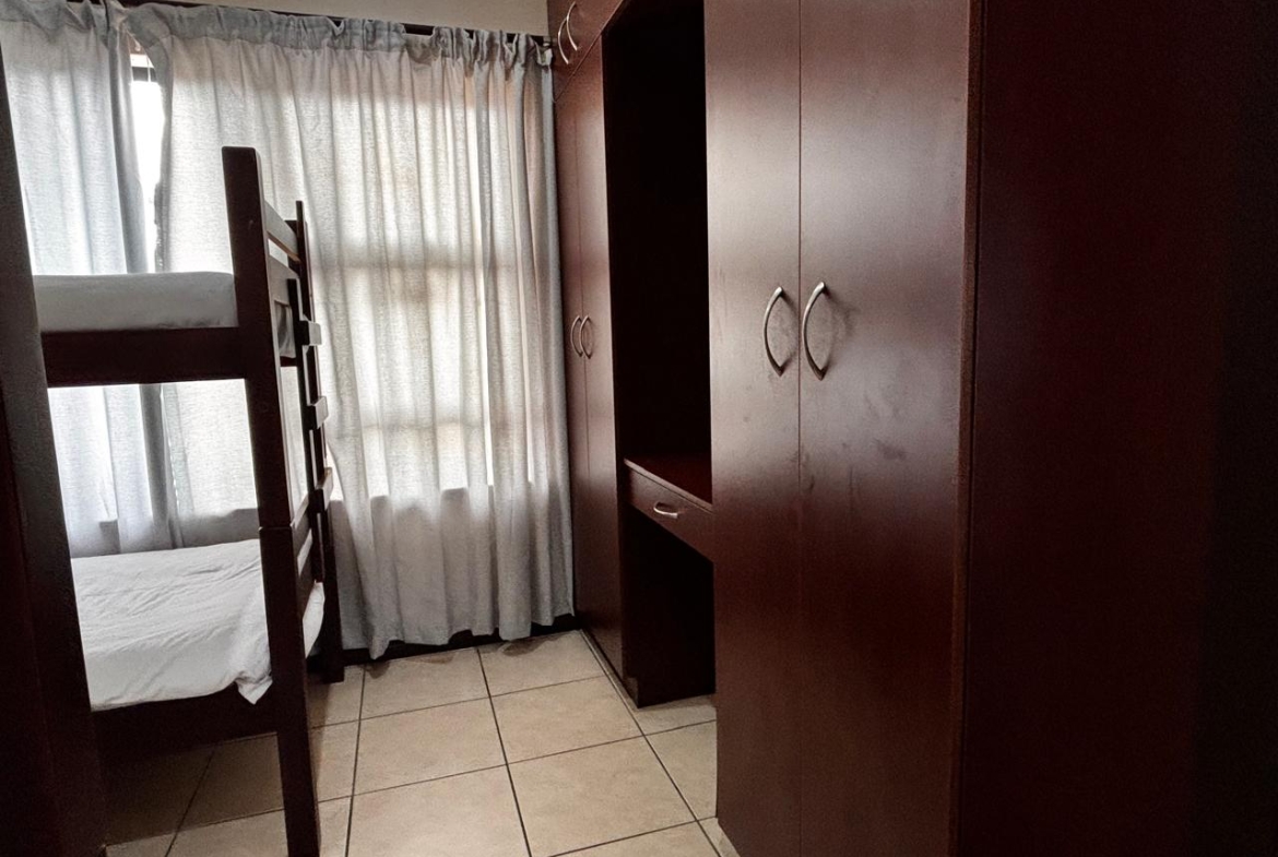 3 Bedroom Apartment in Shelly Coastal Living at Its Finest