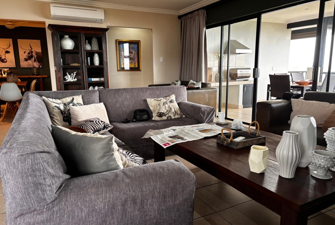3 Bedroom Apartment in Shelly Coastal Living at Its Finest