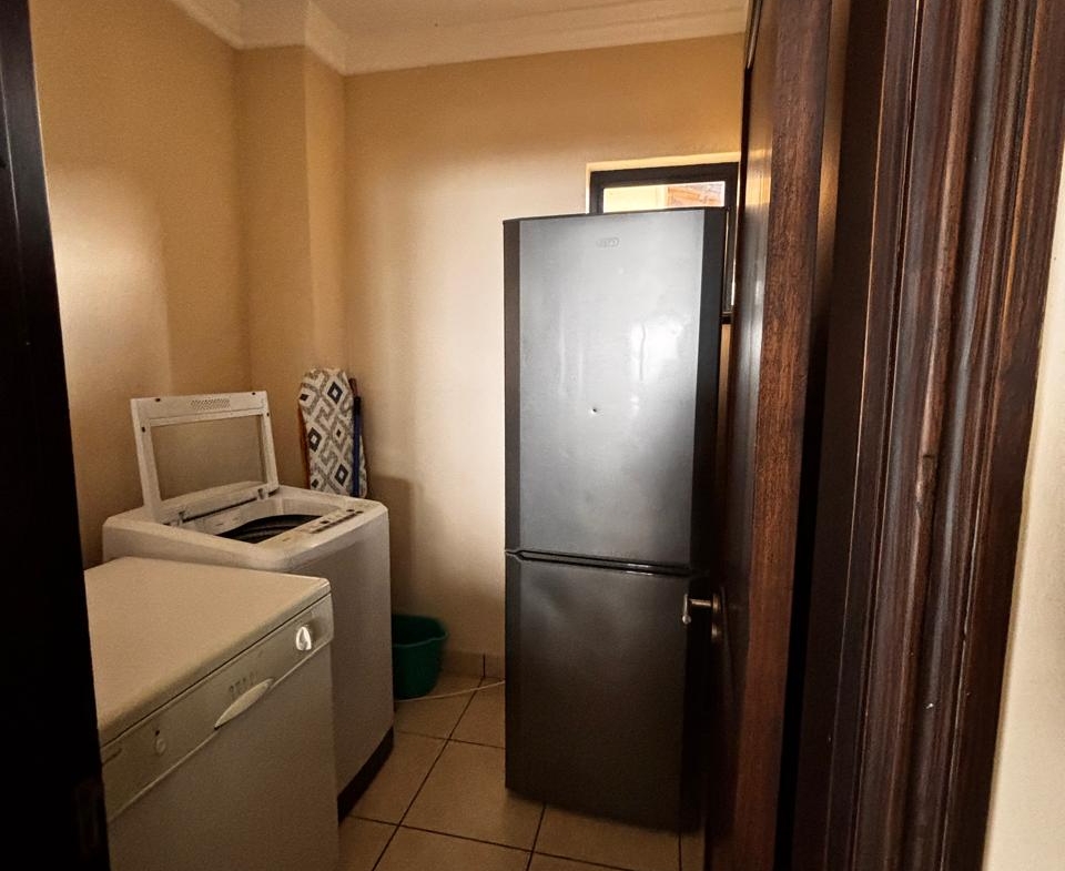 3 Bedroom Apartment in Shelly Coastal Living at Its Finest