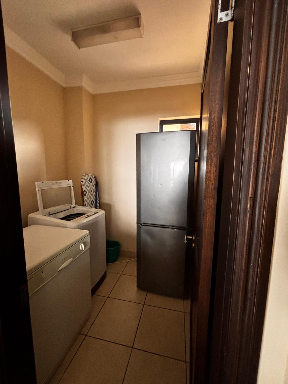 3 Bedroom Apartment in Shelly Coastal Living at Its Finest