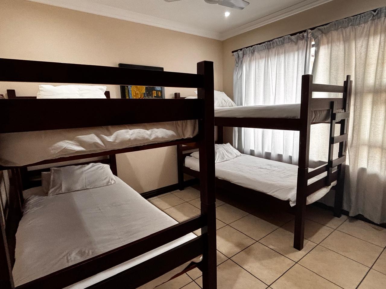 3 Bedroom Apartment in Shelly Coastal Living at Its Finest