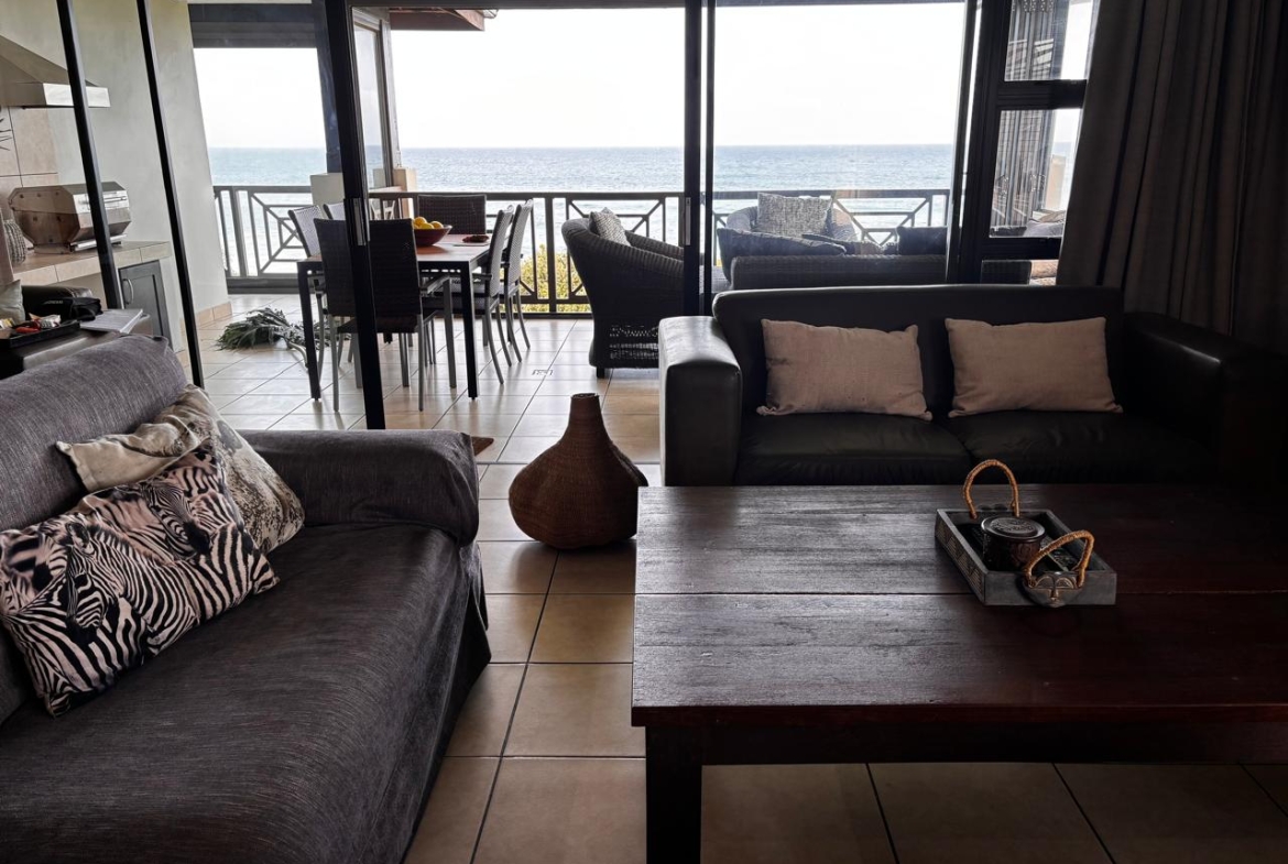 3 Bedroom Apartment in Shelly Coastal Living at Its Finest