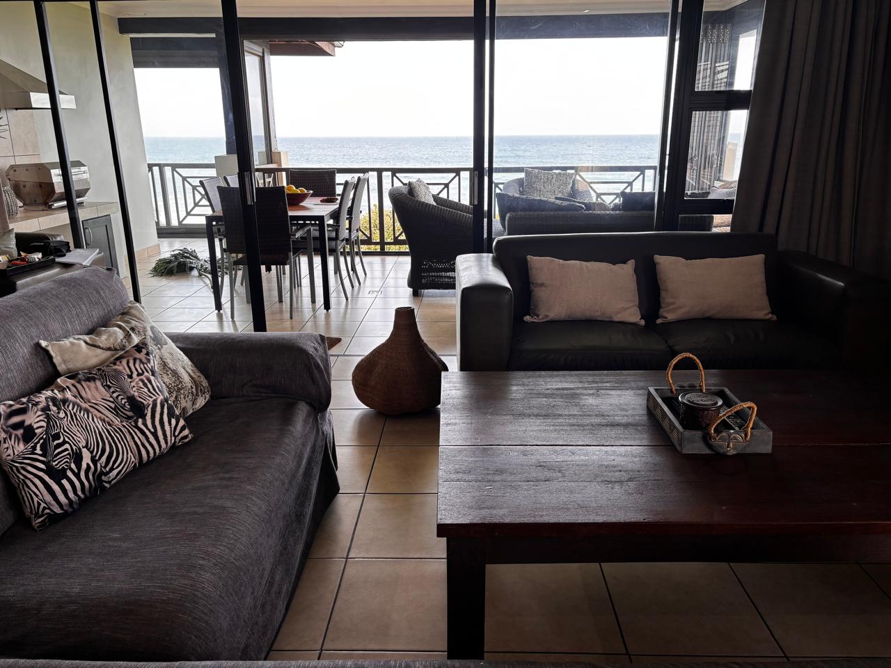 3 Bedroom Apartment in Shelly Coastal Living at Its Finest