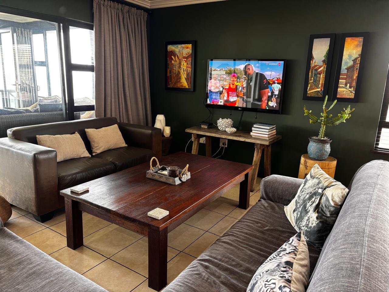 3 Bedroom Apartment in Shelly Coastal Living at Its Finest