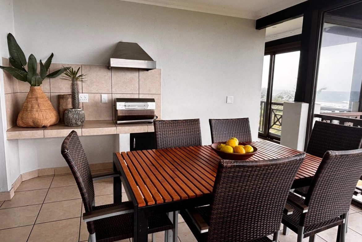 3 Bedroom Apartment in Shelly Coastal Living at Its Finest