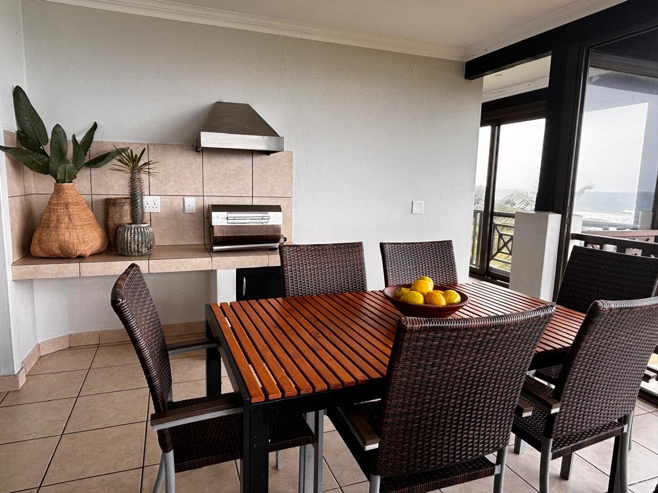 3 Bedroom Apartment in Shelly Coastal Living at Its Finest