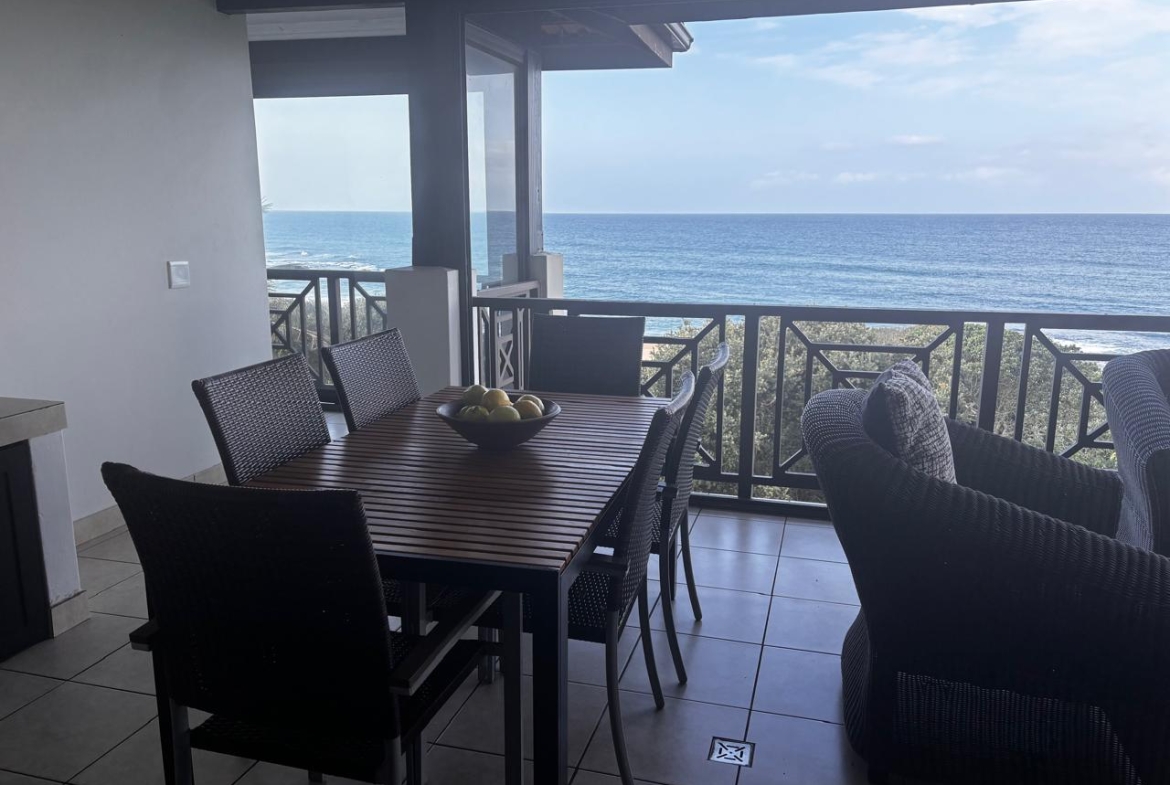 3 Bedroom Apartment in Shelly Coastal Living at Its Finest