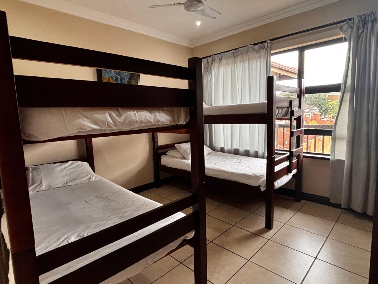 3 Bedroom Apartment in Shelly Coastal Living at Its Finest