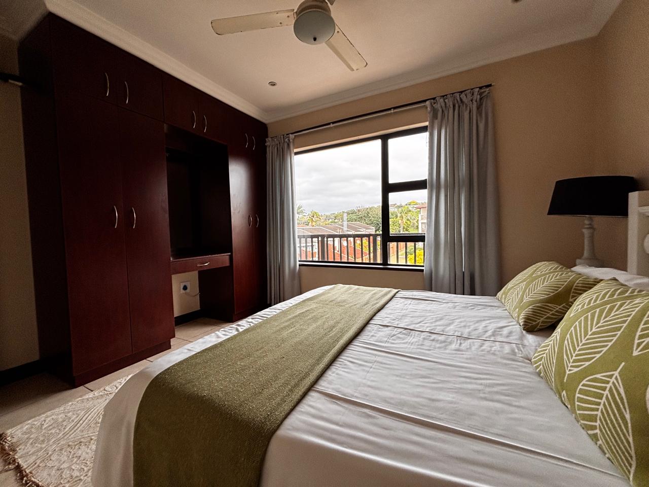 3 Bedroom Apartment in Shelly Coastal Living at Its Finest