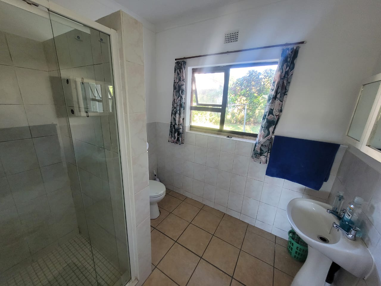 WhatsApp Image 2026-05-19 at 09.29.12 Spacious 3 Bedroom Family Home in Prime Location