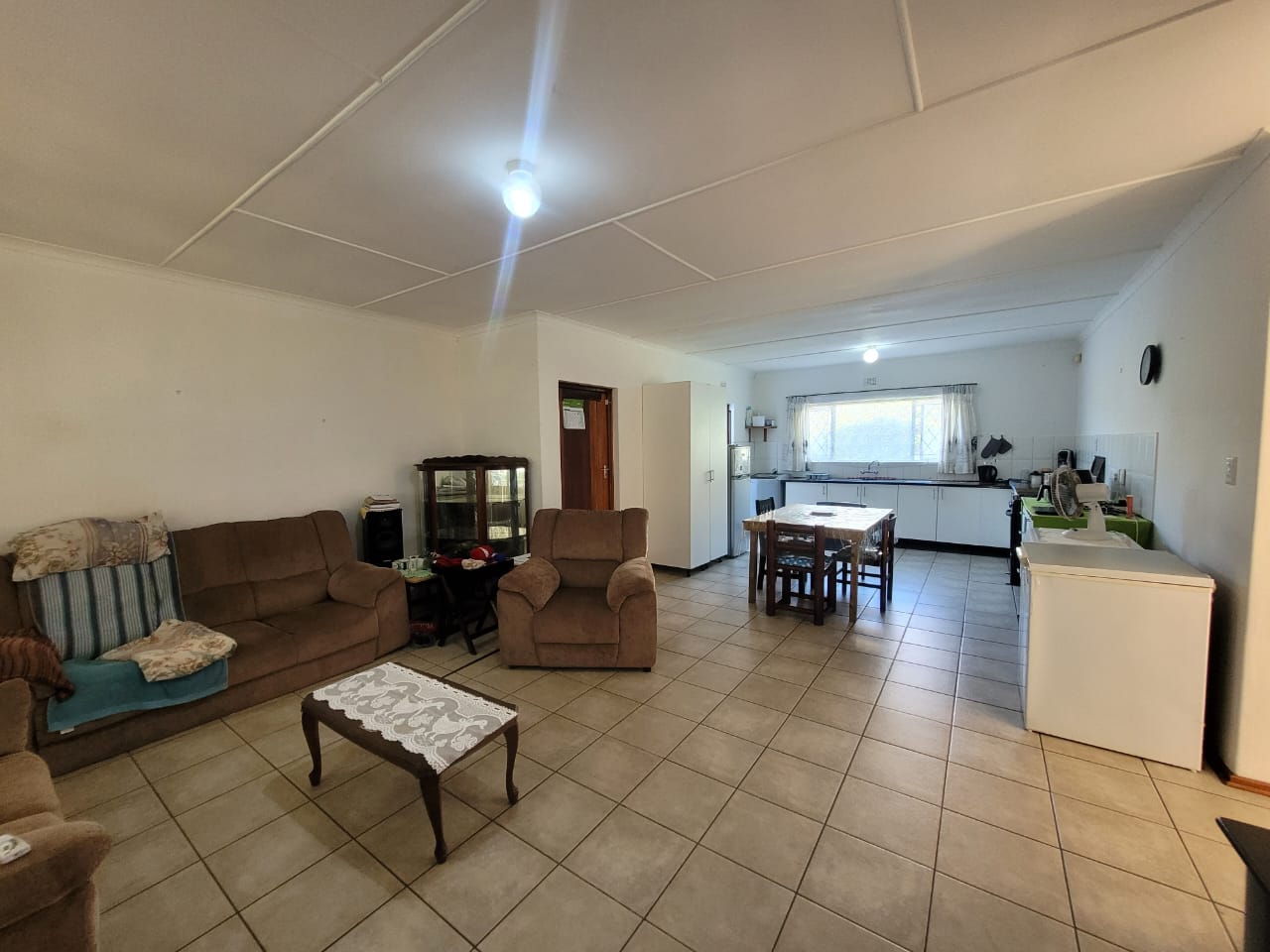 WhatsApp Image 2026-05-19 at 09.29.36 Spacious 3 Bedroom Family Home in Prime Location