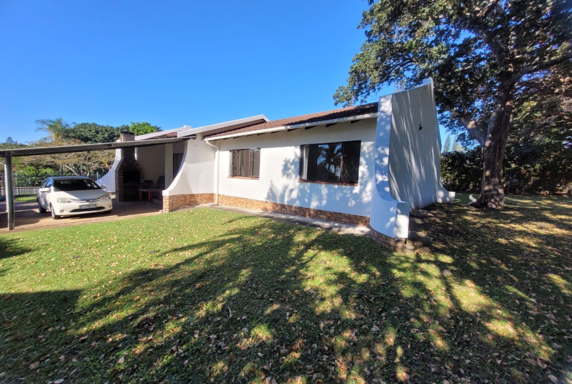 Spacious 3 Bedroom Family Home in Prime Location