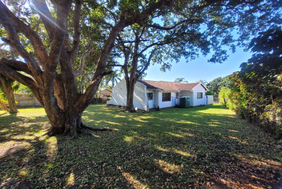Spacious 3 Bedroom Family Home in Prime Location