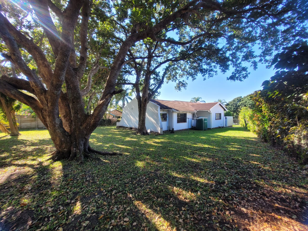 WhatsApp Image 2026-05-19 at 09.29.39 Spacious 3 Bedroom Family Home in Prime Location