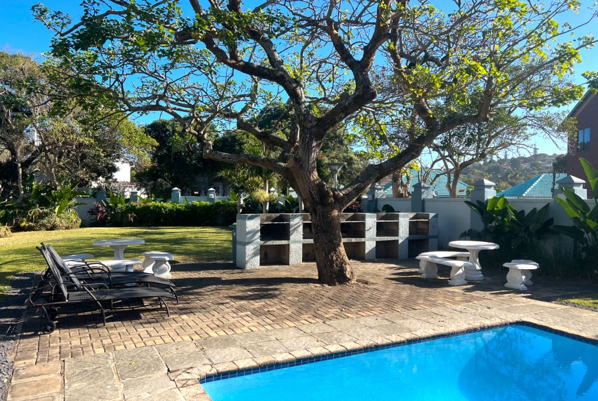 Spacious, Bright and Open 4 Bedroom Apartment For Sale