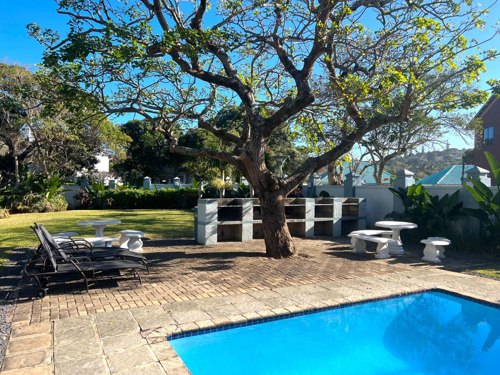 04fa8ad2-6b13-4305-8ff4-30b7b50b49b0 Spacious, Bright and Open 4 Bedroom Apartment For Sale