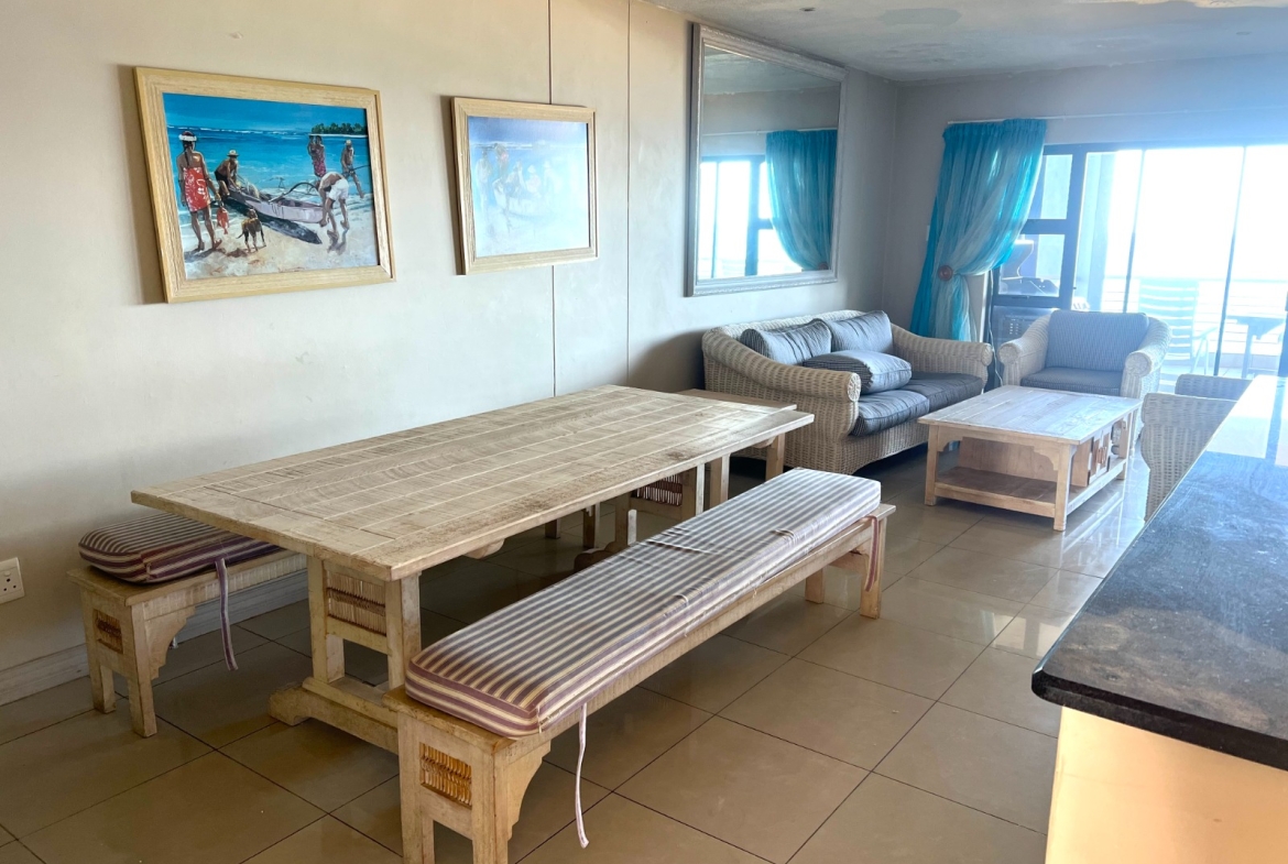 Spacious, Bright and Open 4 Bedroom Apartment For Sale