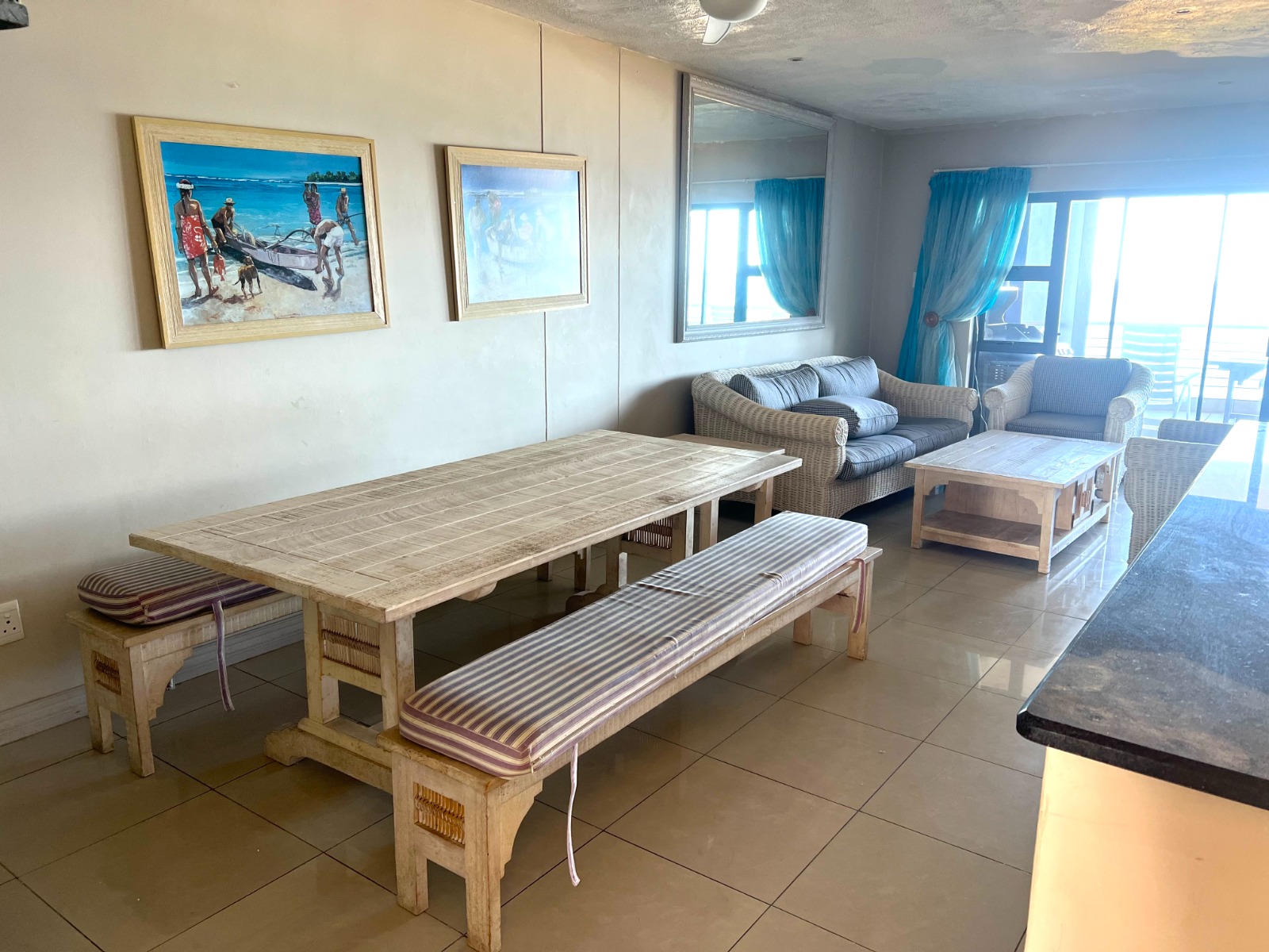 0bebc849-80ff-4c57-ba1e-e8f9374b1042 Spacious, Bright and Open 4 Bedroom Apartment For Sale