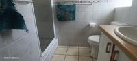 Stunning Apartment with Direct Access to Lucien Beach