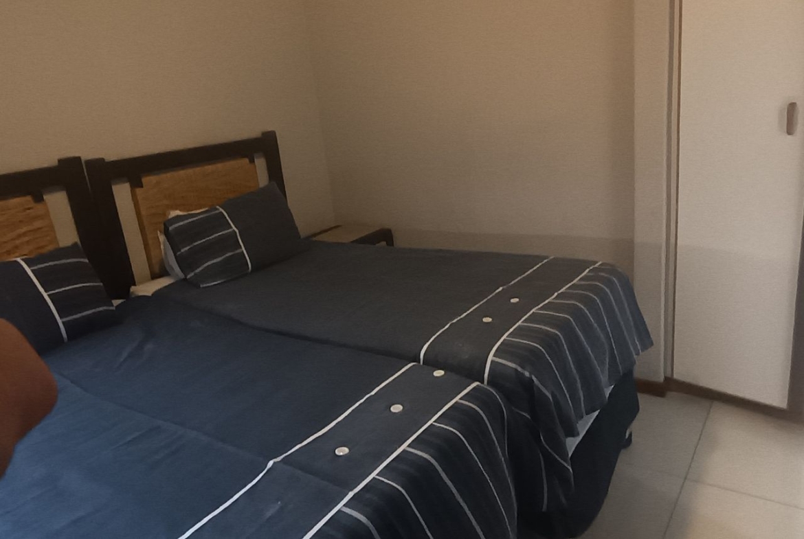 Stunning Apartment with Direct Access to Lucien Beach