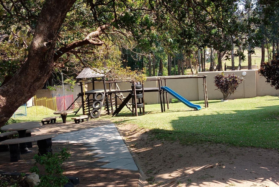 Spacious 2 Bedrooms, 2 Bathrooms Apartment for Sale
