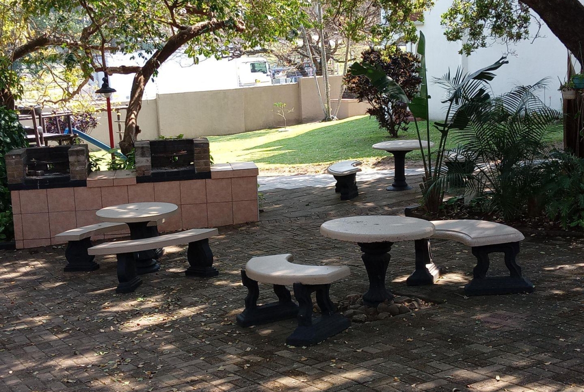 Spacious 2 Bedrooms, 2 Bathrooms Apartment for Sale