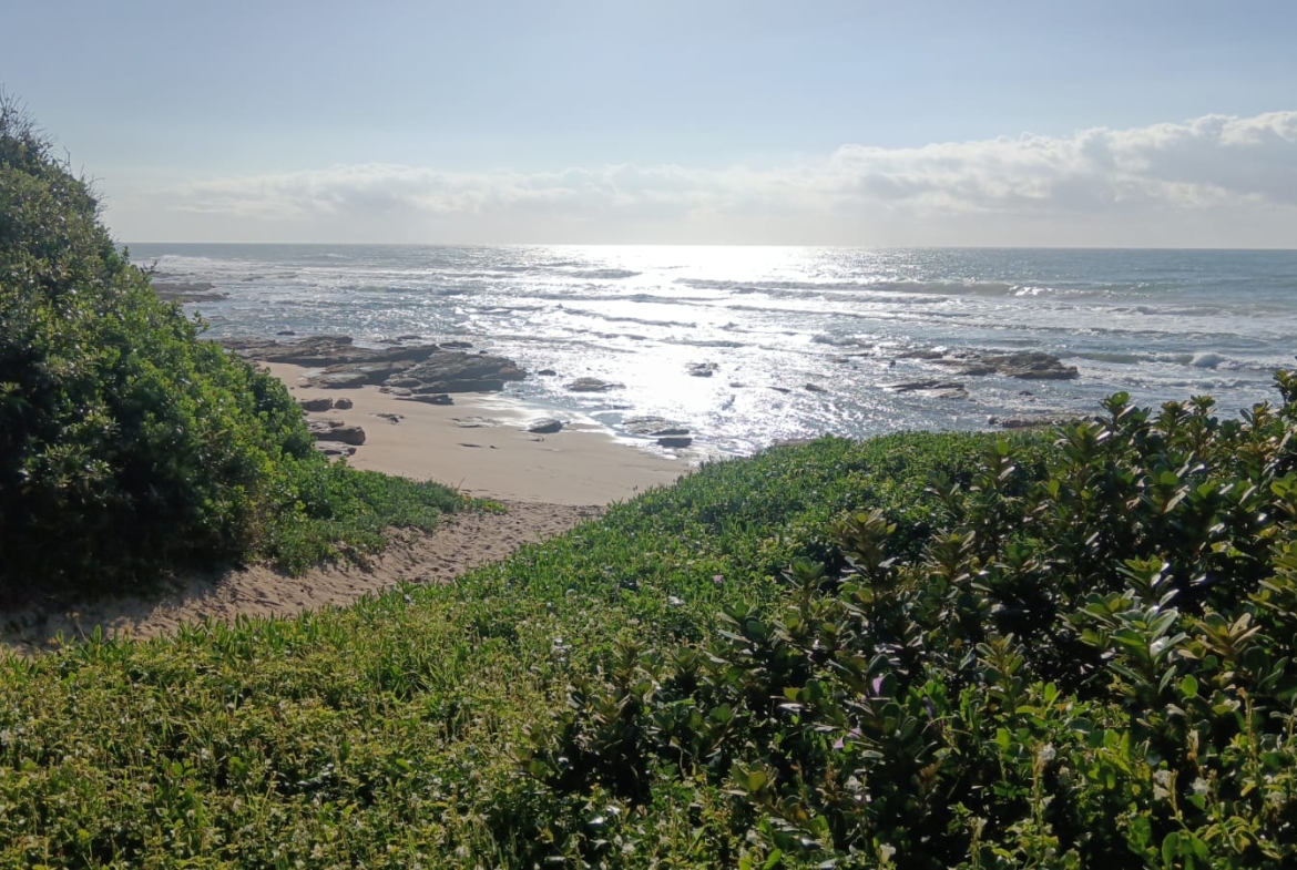 4 Bed, 4 Bath residence boasting breathtaking Shelly sea view For Sale