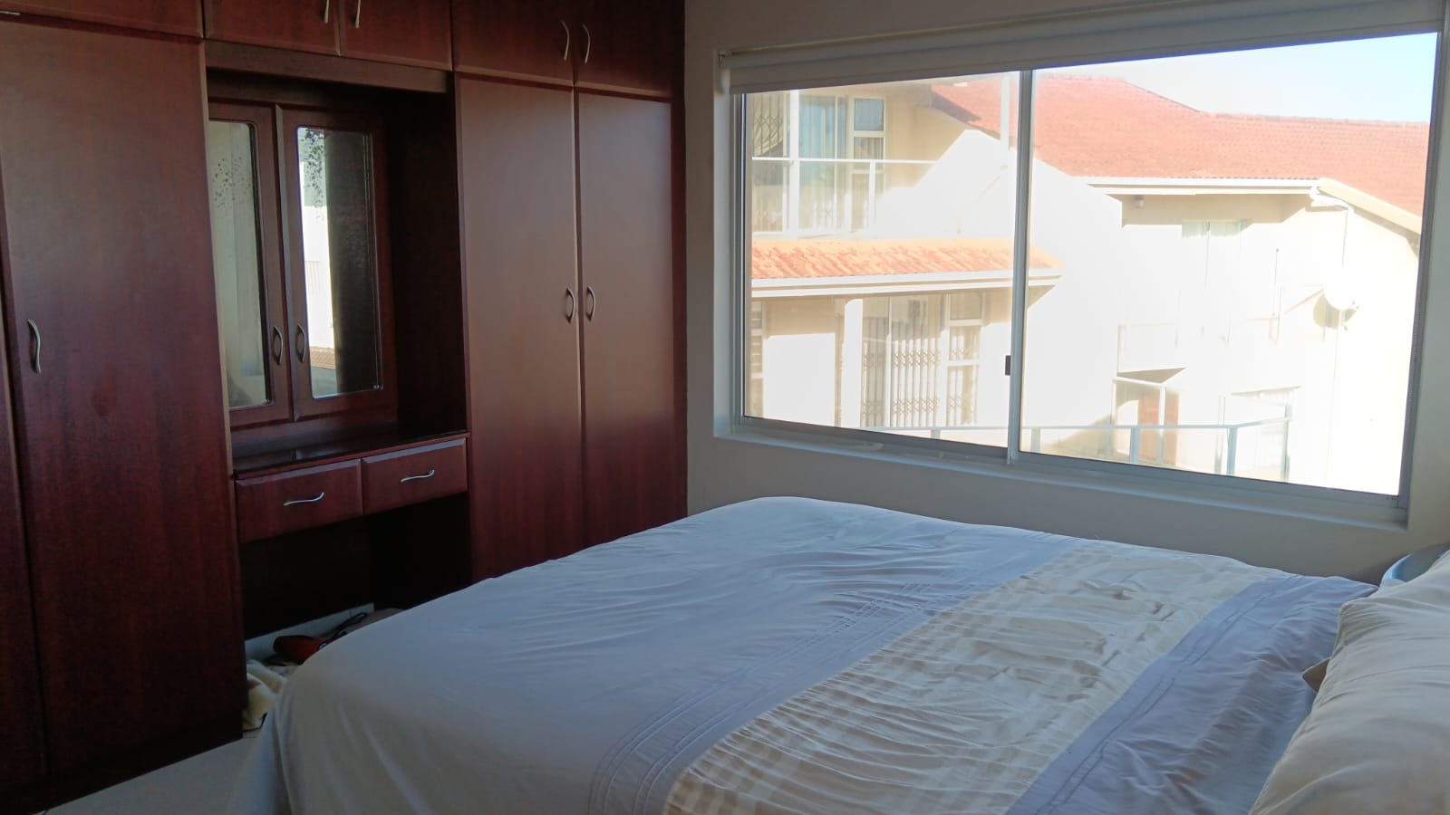 15152194 4 Bed, 4 Bath residence boasting breathtaking Shelly sea view For Sale