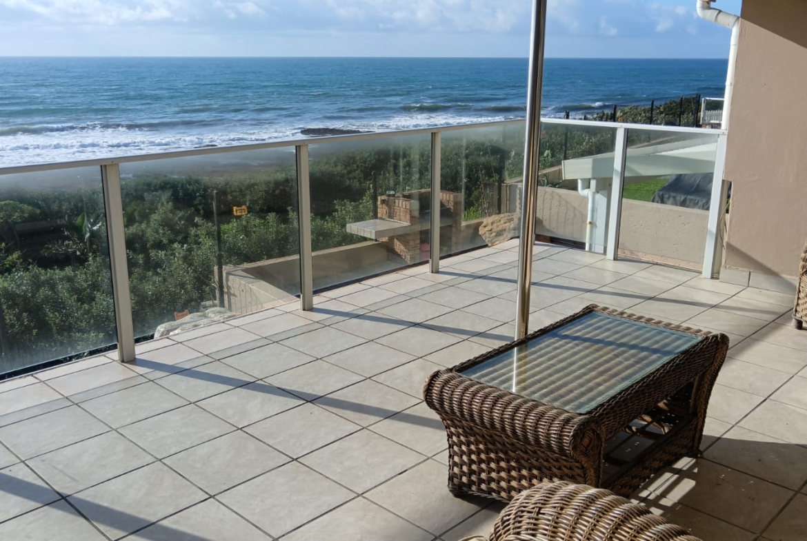 4 Bed, 4 Bath residence boasting breathtaking Shelly sea view For Sale