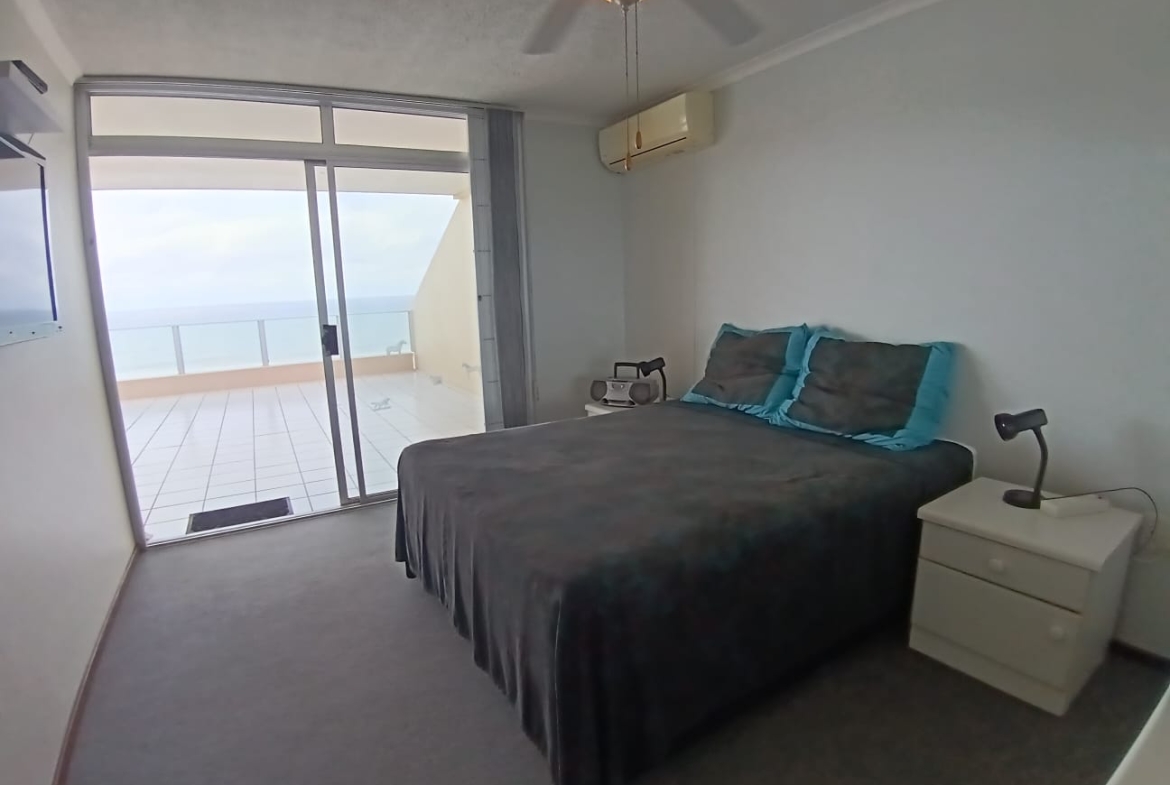 3 Bedroom, 2 Bathroom, open plan, Manaba sea view for Sale