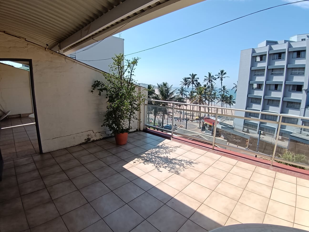 15172420 2 Bed, 2 Bathroom, open plan, Margate sea view for Sale