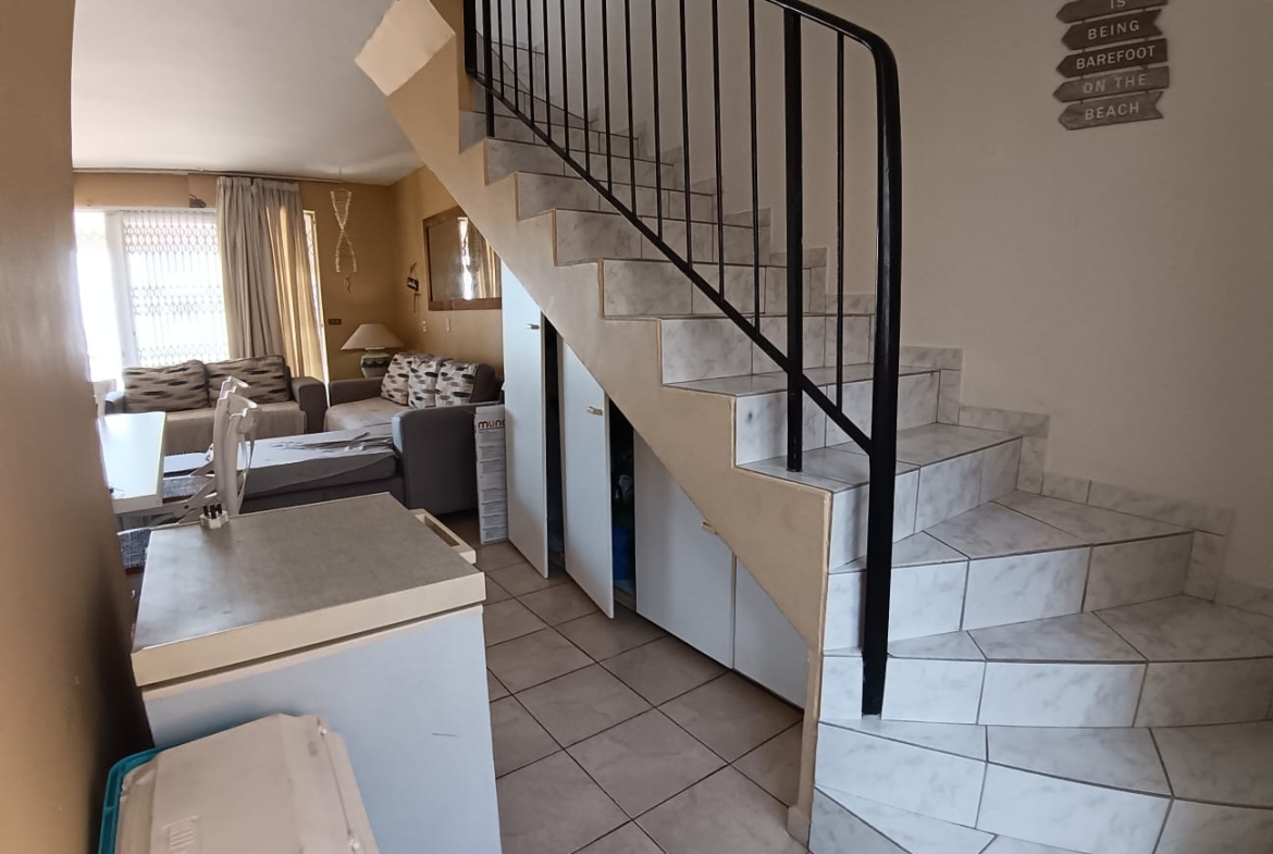 2 Bedroom, 2 Bathroom, open plan, Margate sea view for Sale