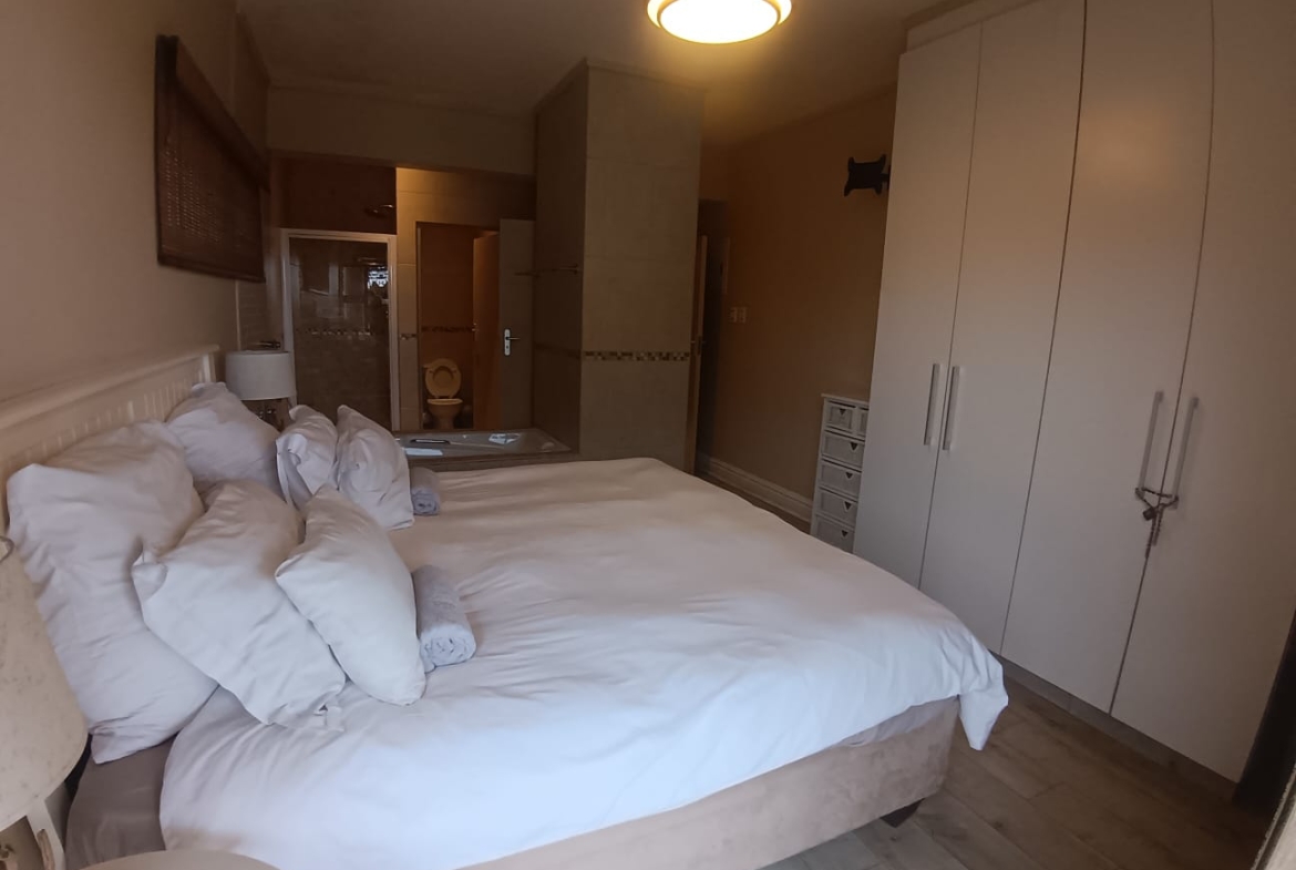3 Bedroom, 2 Bathroom, open plan, Margate sea view for Sale
