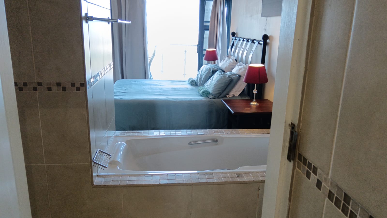 3 Bedroom, 2 Bathroom, open plan, Margate sea view For Sale