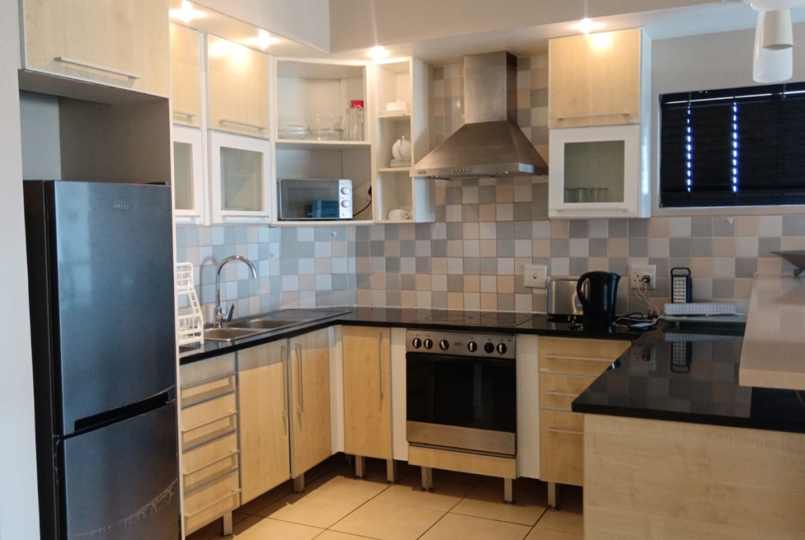 3 Bedroom, 2 Bathroom, open plan, Margate sea view For Sale