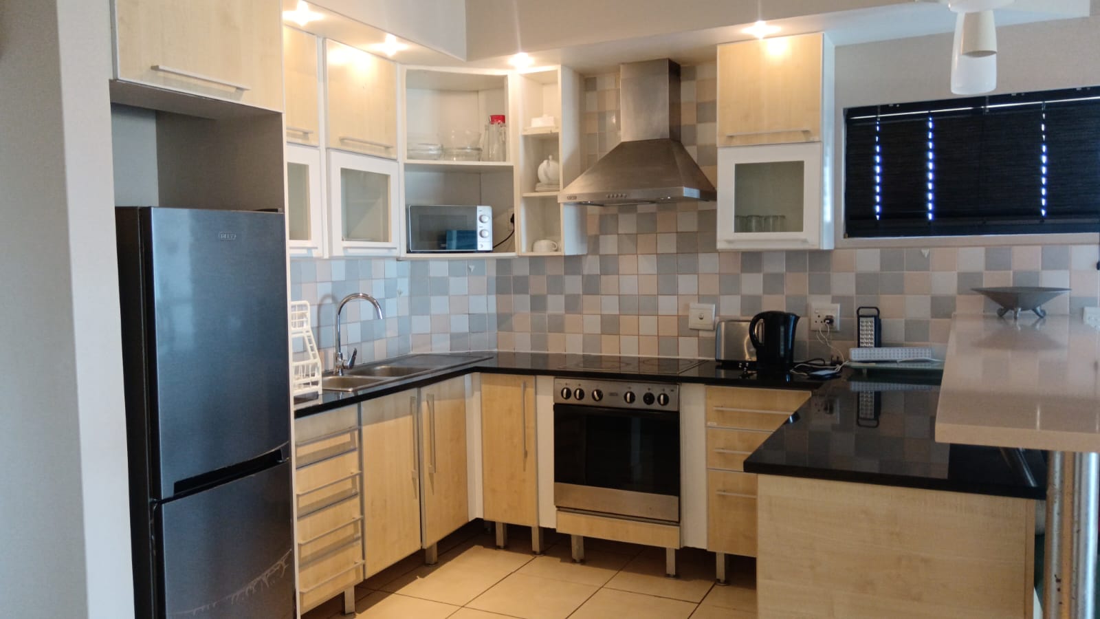 3 Bedroom, 2 Bathroom, open plan, Margate sea view For Sale