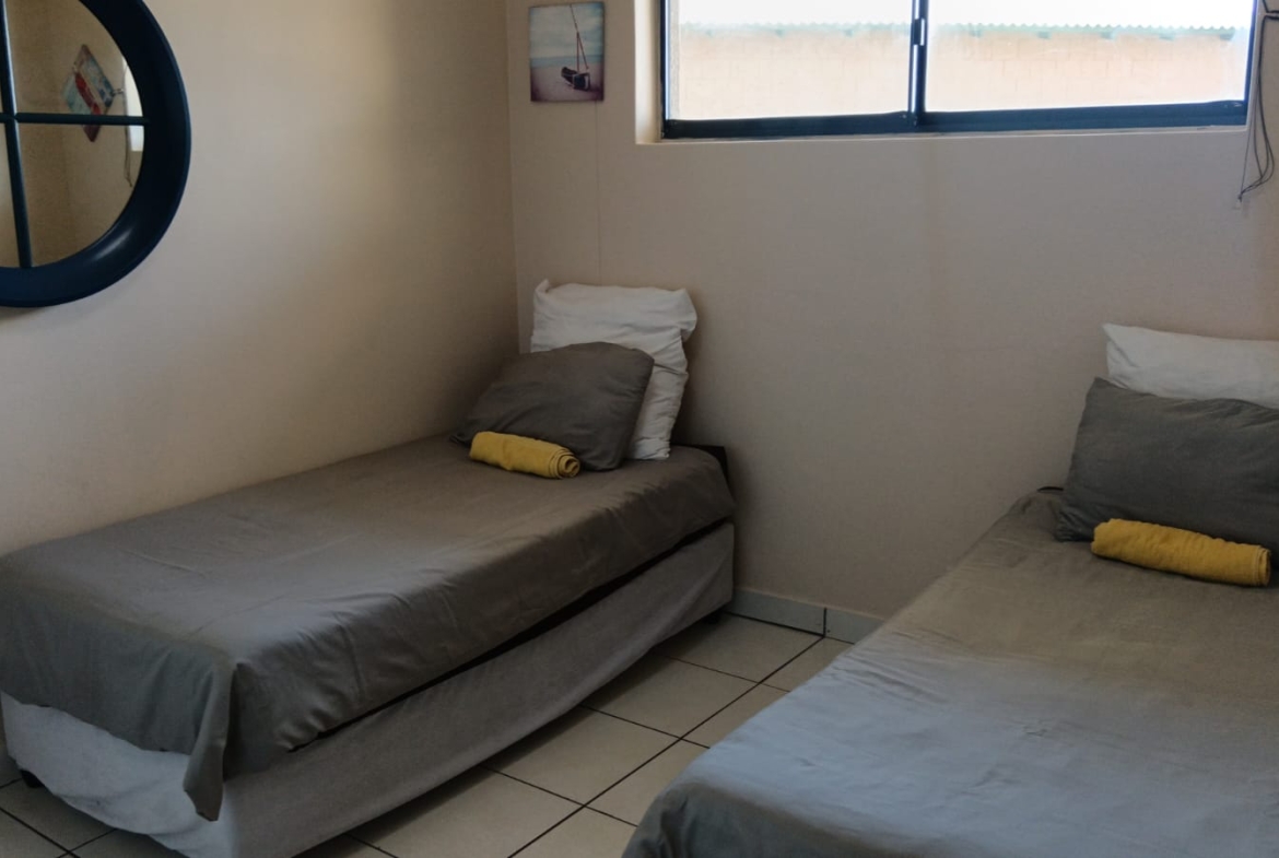 3 Bedroom, 2 Bathroom, open plan, Margate sea view For Sale