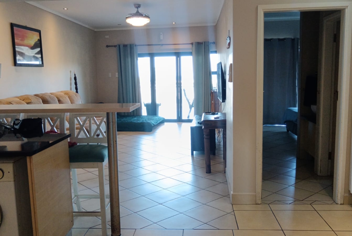3 Bedroom, 2 Bathroom, open plan, Margate sea view For Sale