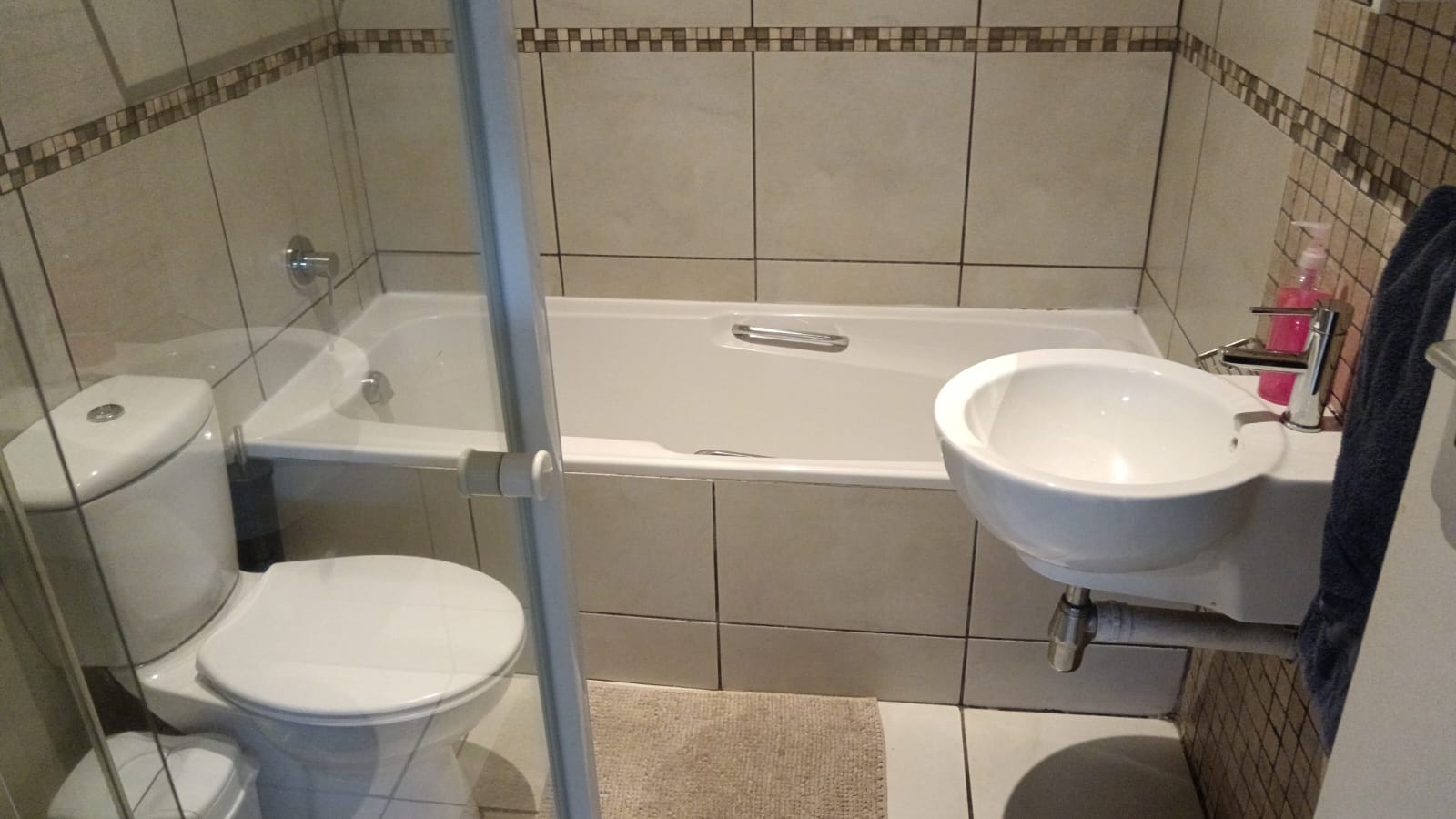 3 Bedroom, 2 Bathroom, open plan, Margate sea view For Sale