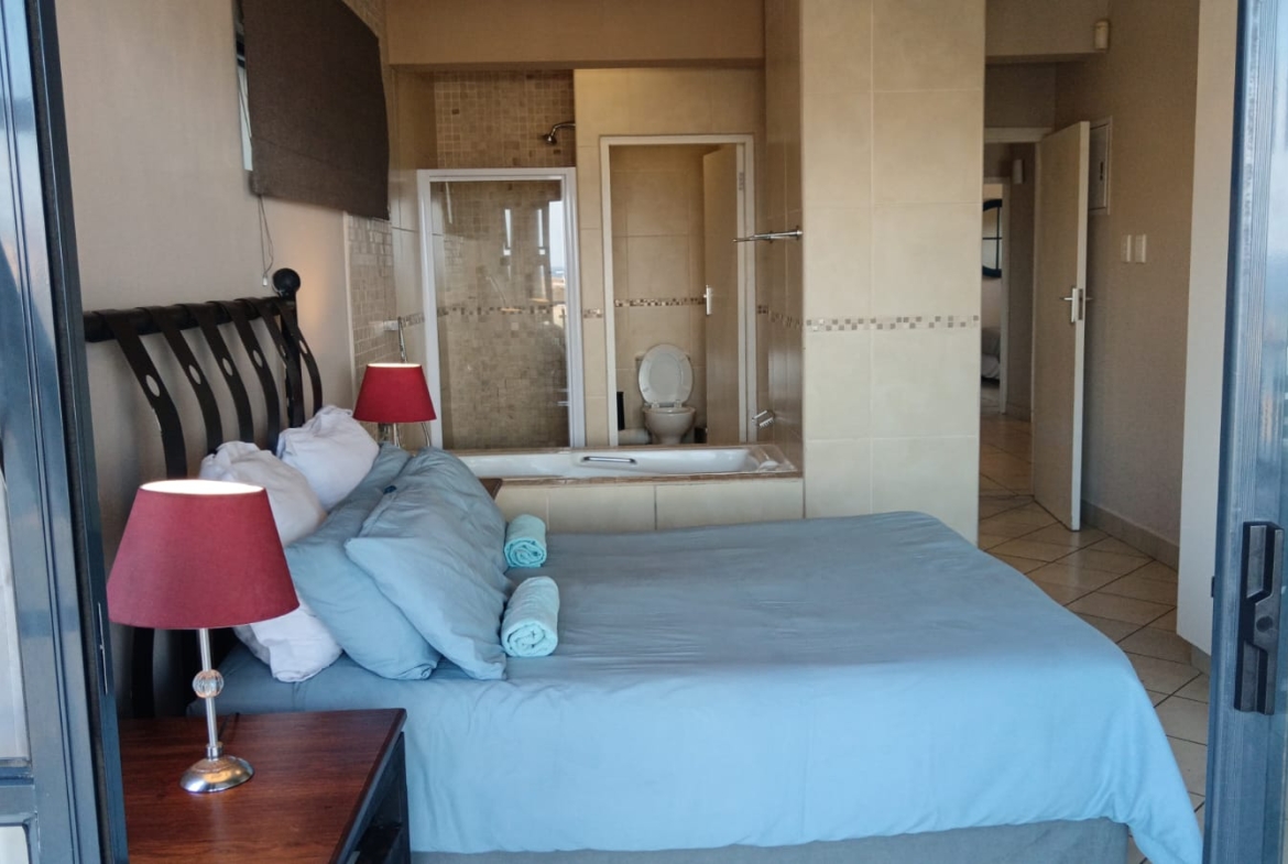 3 Bedroom, 2 Bathroom, open plan, Margate sea view For Sale