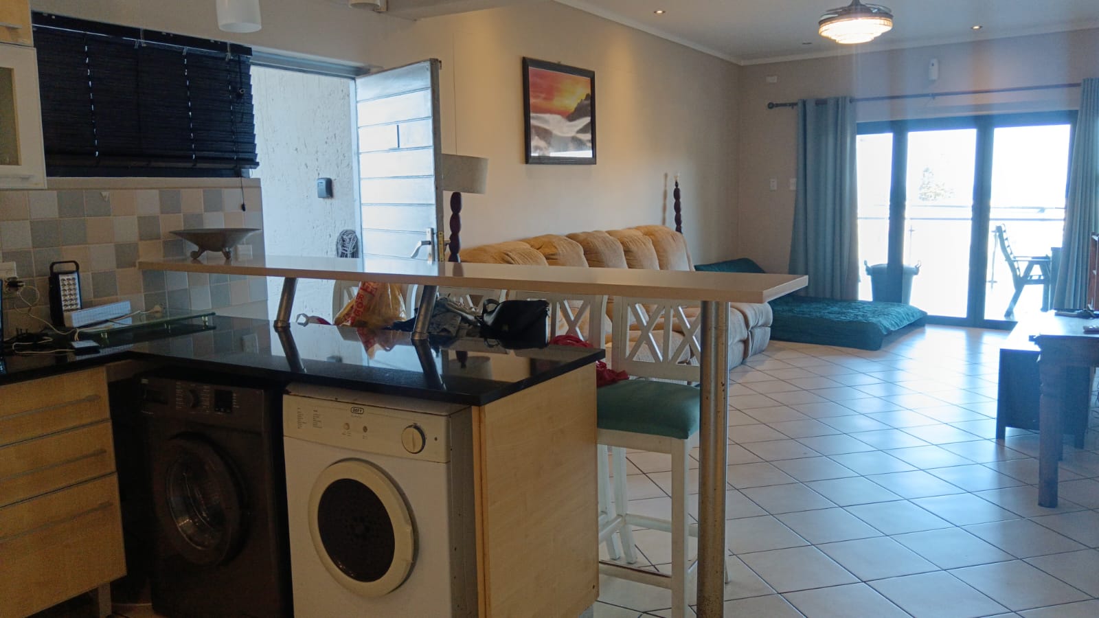 3 Bedroom, 2 Bathroom, open plan, Margate sea view For Sale